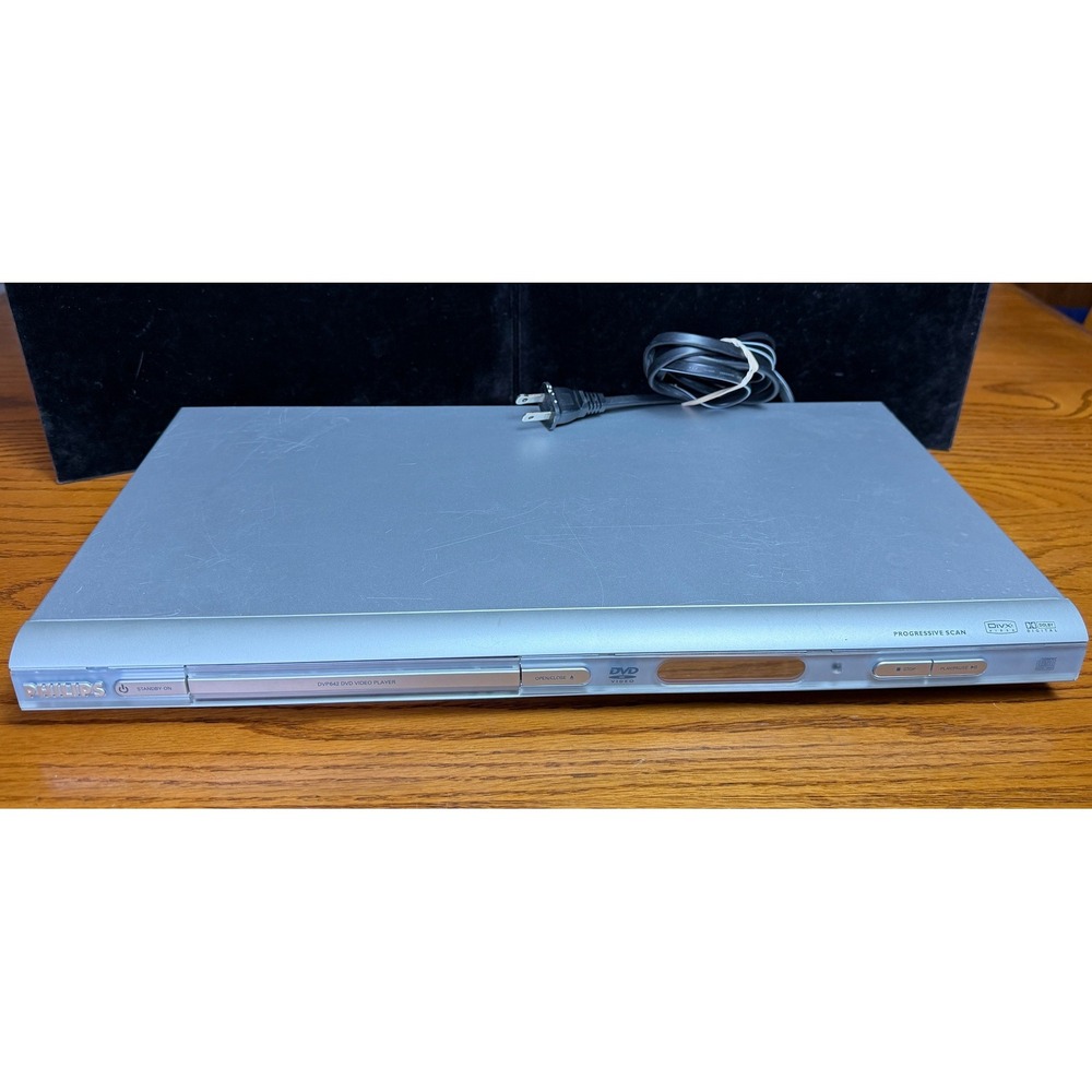 Philips DVP642/37 Progressive Scan DVD Player-Silver DivX Digital 2005, AS IS